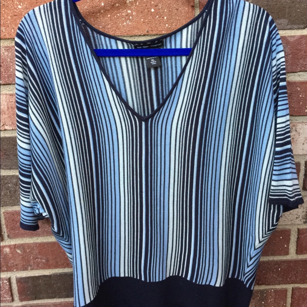 New York & Company blue vertical v neck top